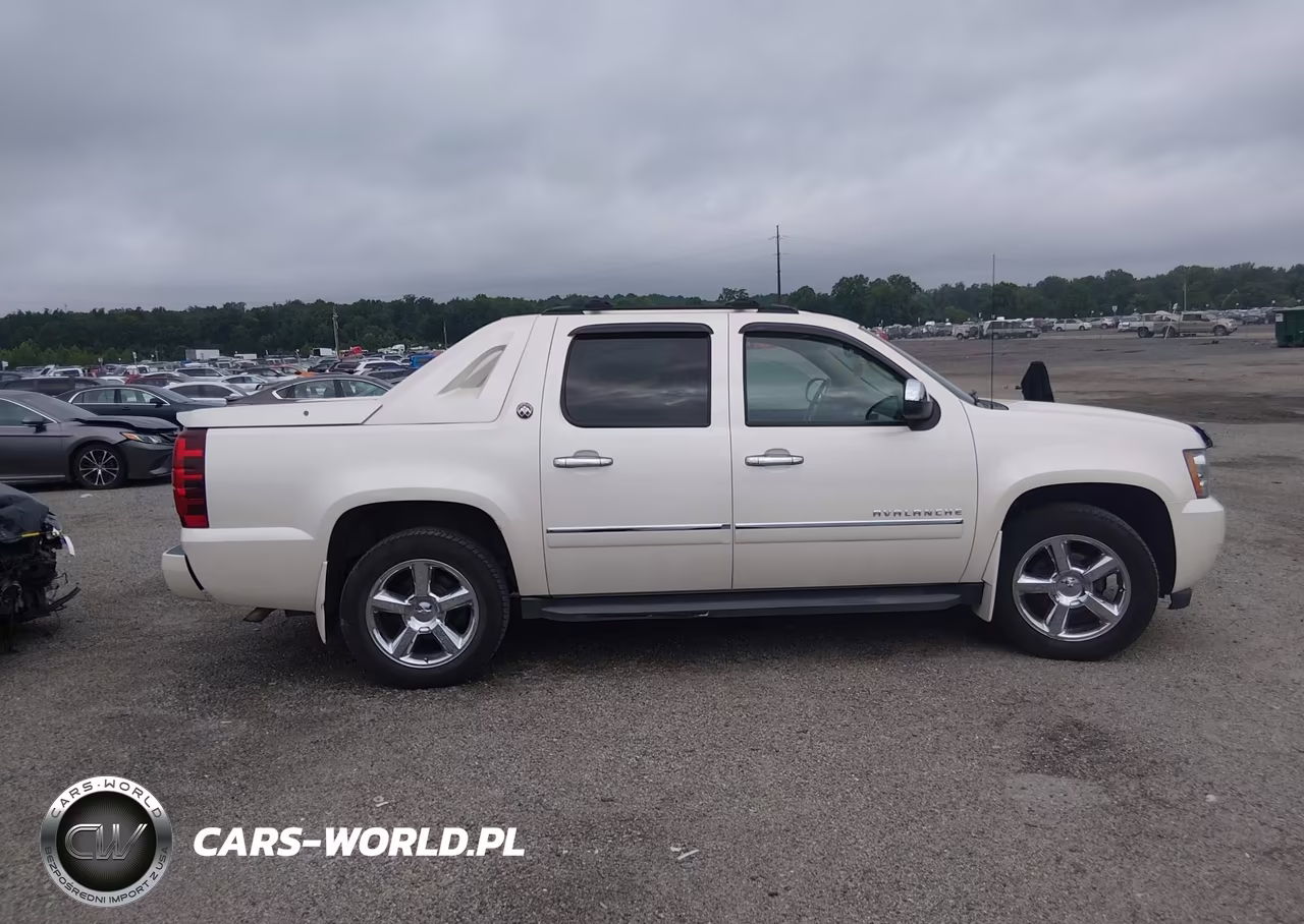 2013 Chevrolet Avalanche Ltz VIN:3GNTKGE76DG194421 - 13