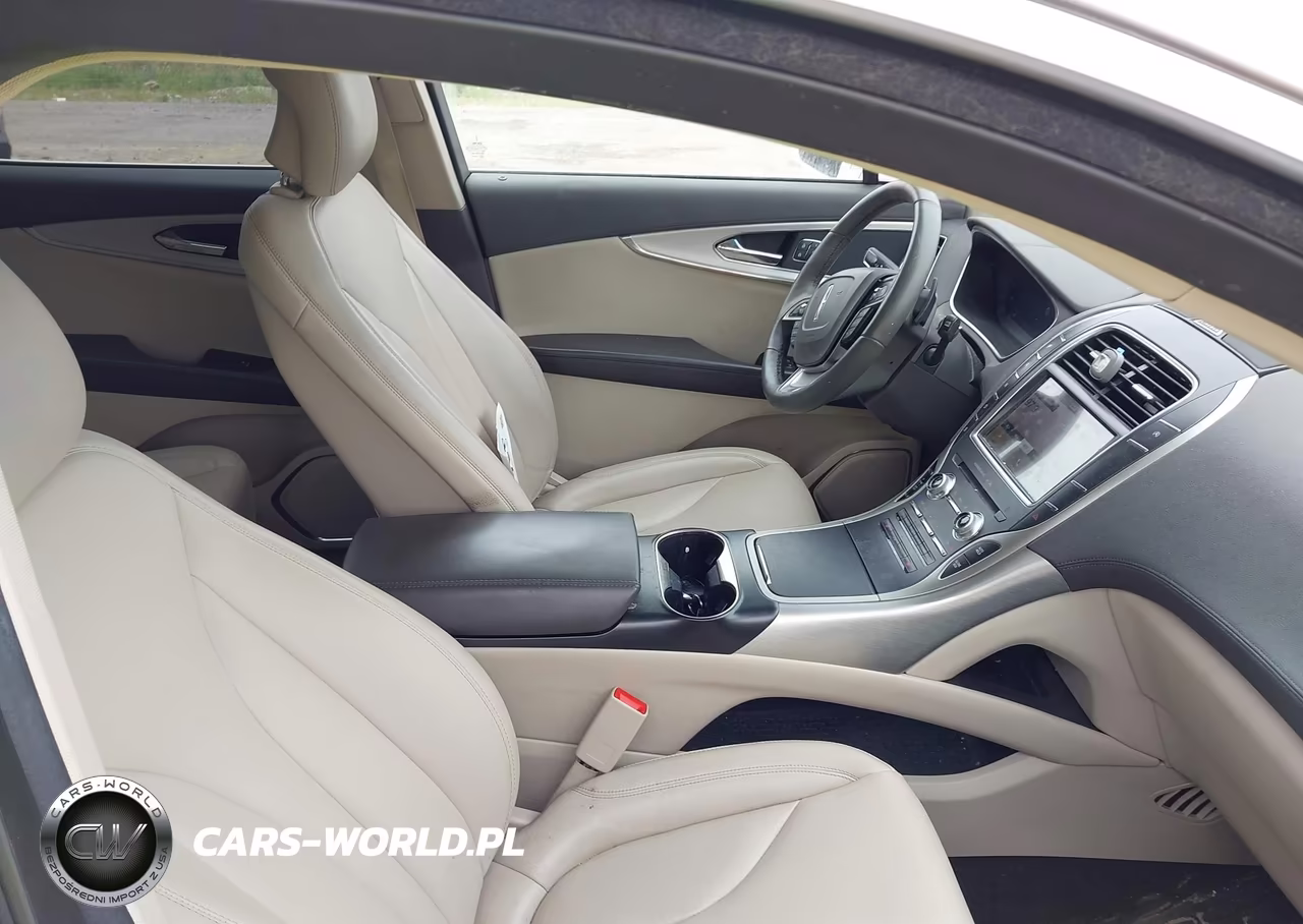2019 Lincoln Nautilus Standard VIN:2LMPJ6J97KBL61299 - 5