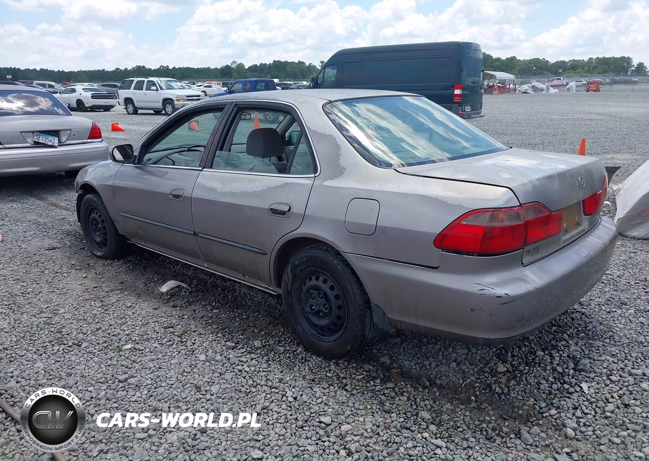2000 Honda Accord 3.0 Lx VIN:1HGCG1641YA017082 - 3