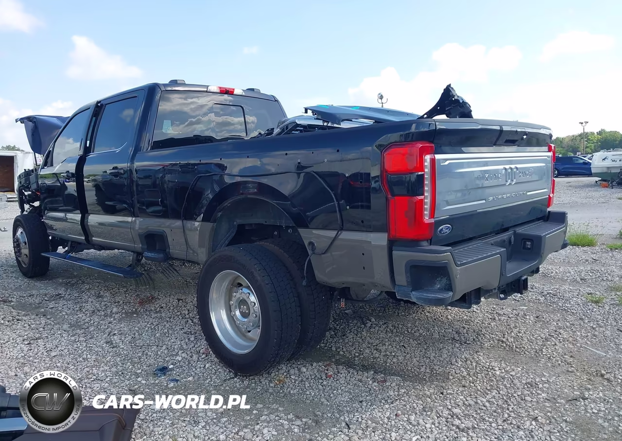 2026 Ford F-450 King Ranch VIN:1FT8W4DM4TEC24479 - 3