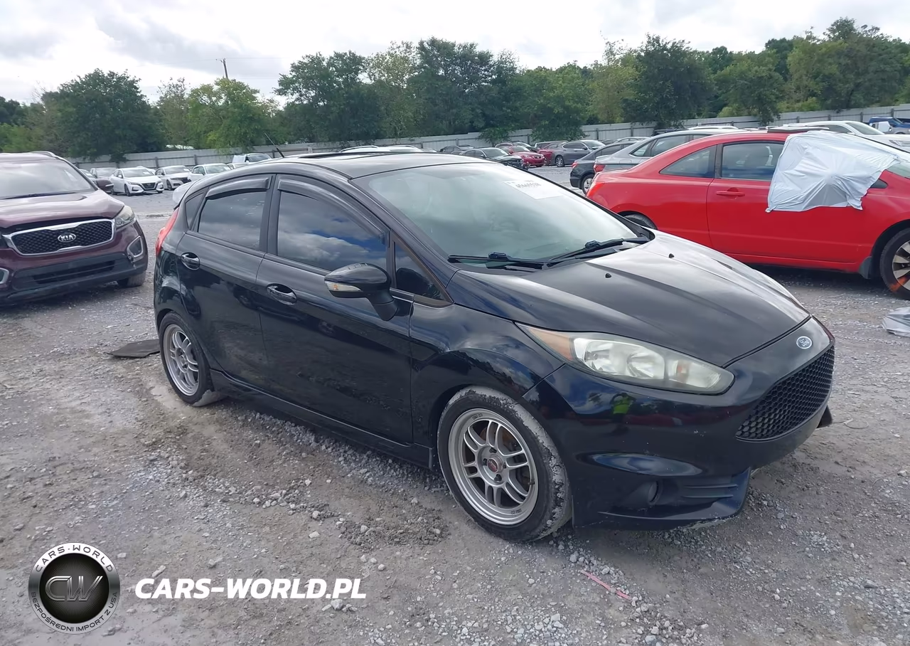 2016 Ford Fiesta St – zdjęcie 1 z 16