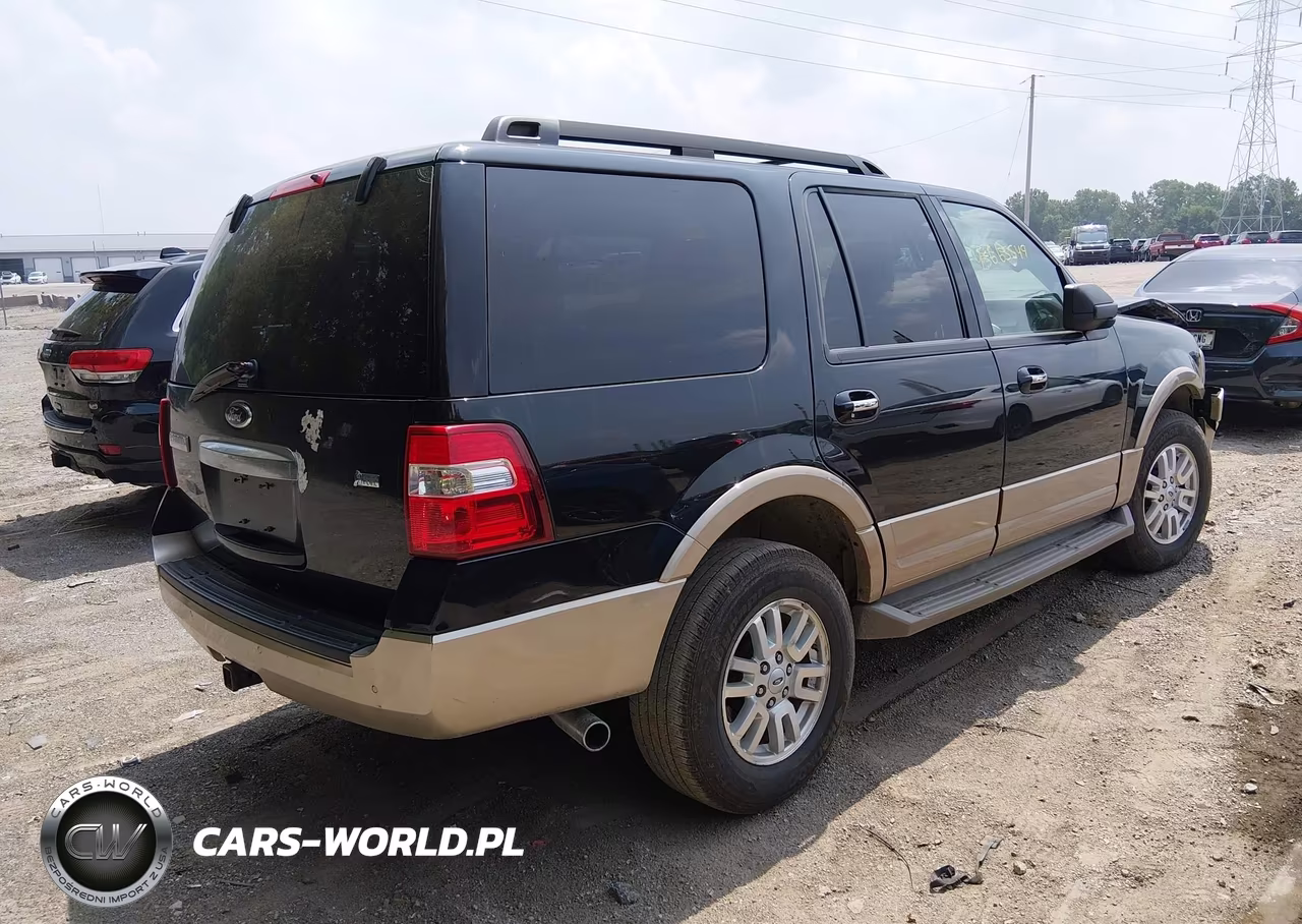 2012 Ford Expedition Xlt VIN:1FMJU1J55CEF47972 - 4