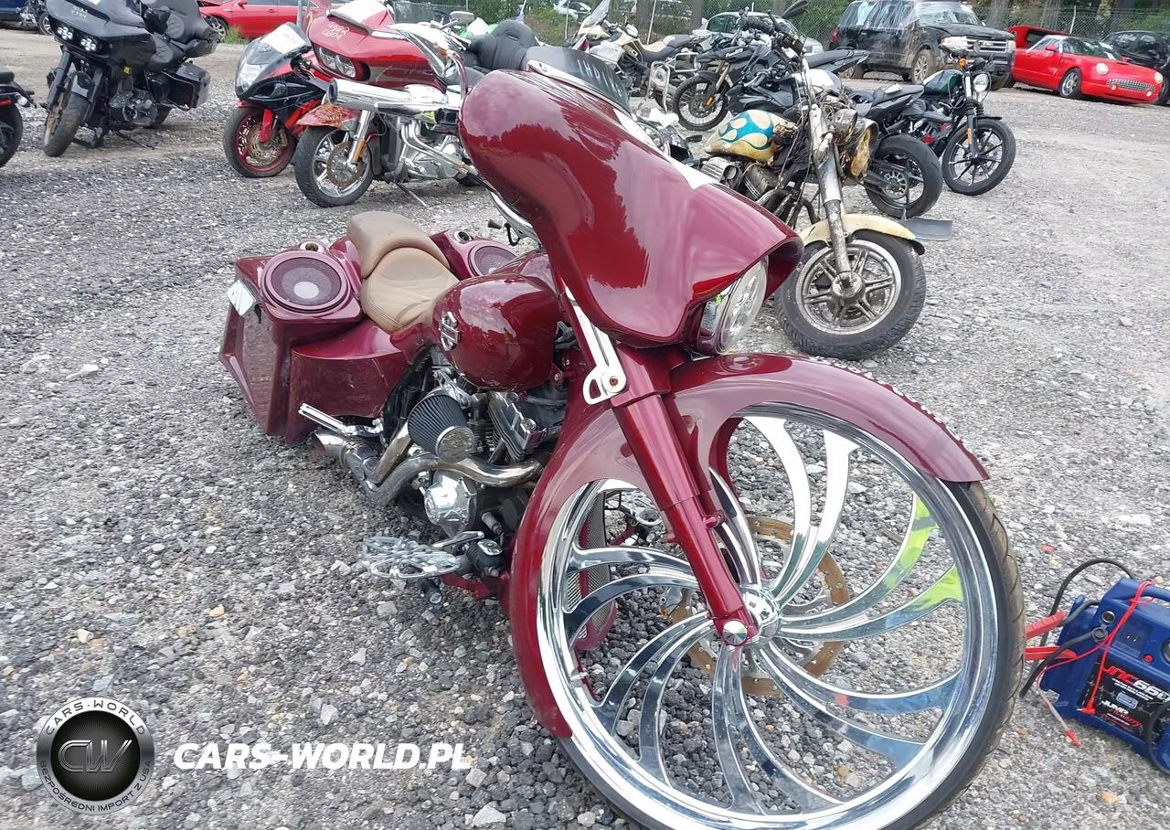 2010 Harley-Davidson Flhx – zdjęcie 1 z 14