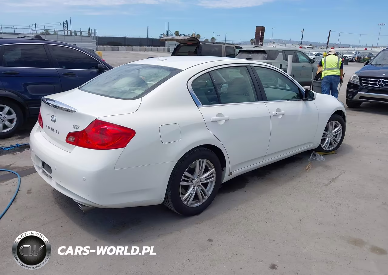 2011 Infiniti G37 Journey VIN:JN1CV6AP9BM300289 - 4