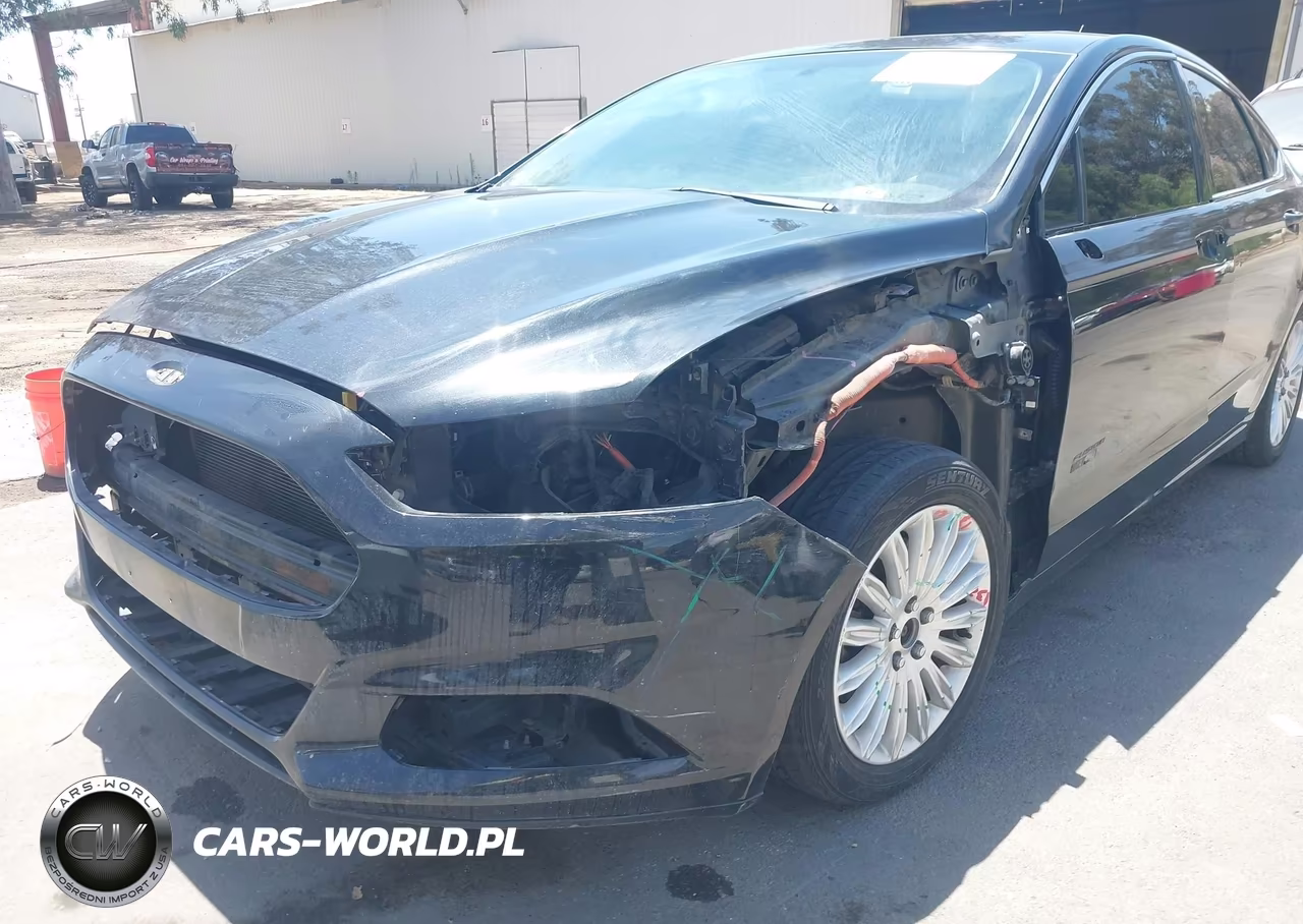 2013 Ford Fusion Energi Se Luxury VIN:3FA6P0PU6DR248084 - 6