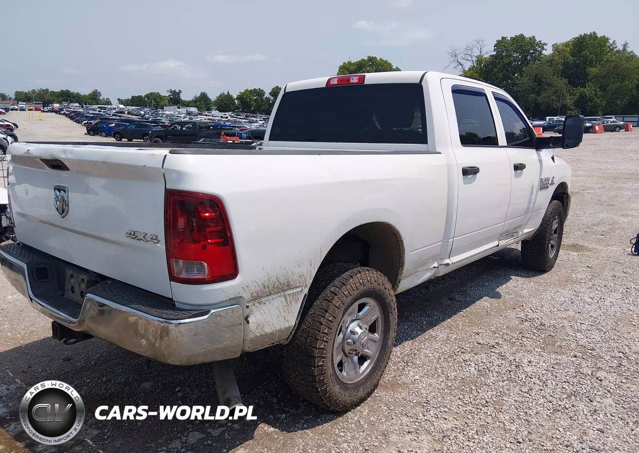 2015 Ram 2500 Tradesman VIN:3C6UR5CL5FG614273 - 4