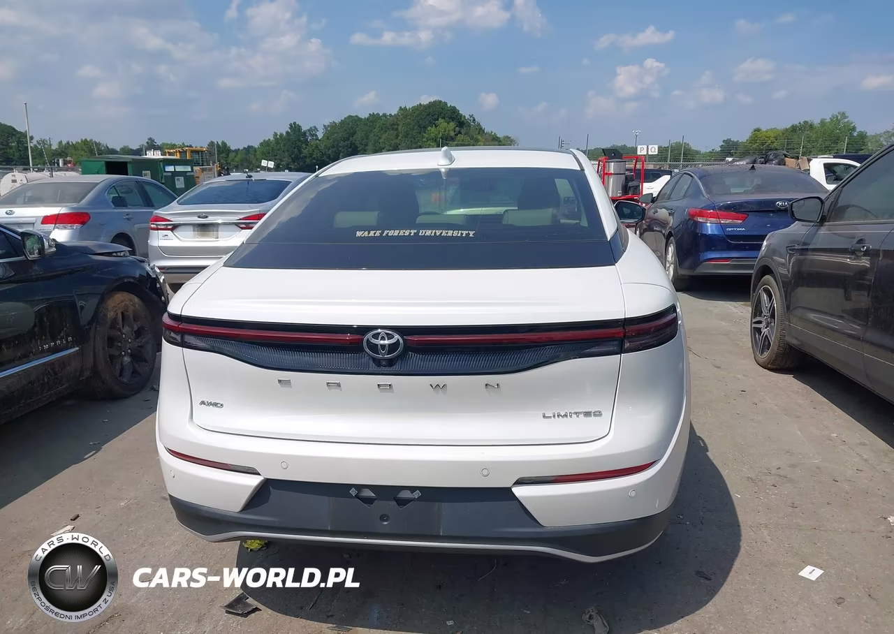 2023 Toyota Crown Limited VIN:JTDAAAAF0P3017142 - 16