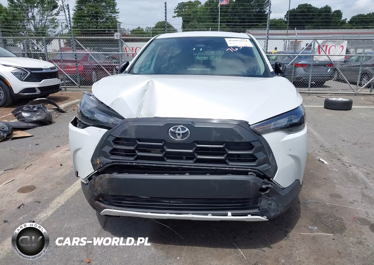 2026 Toyota Corolla Cross L VIN:7MUAAAAG5TV157632 - 12