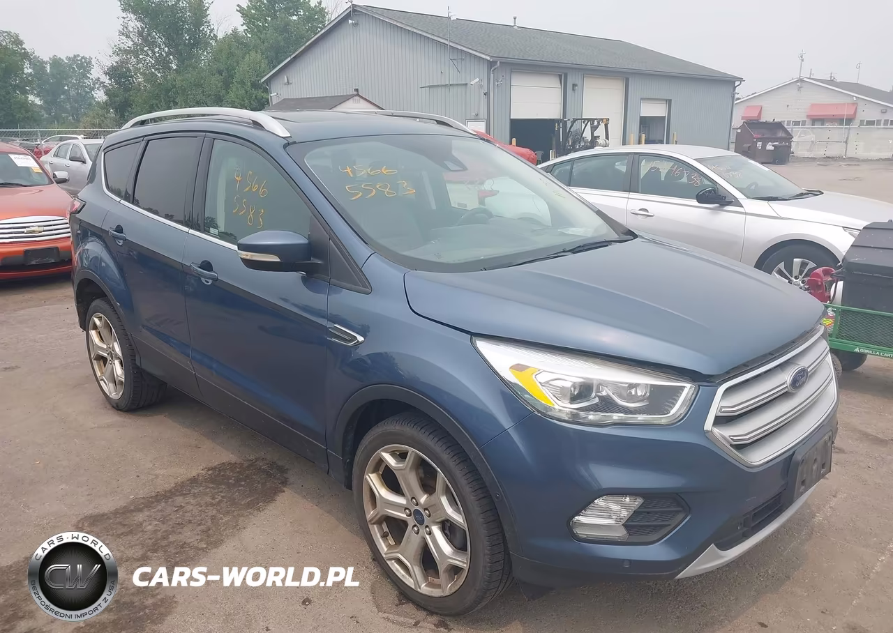 2018 Ford Escape Titanium VIN:1FMCU9J96JUB59582 - 1