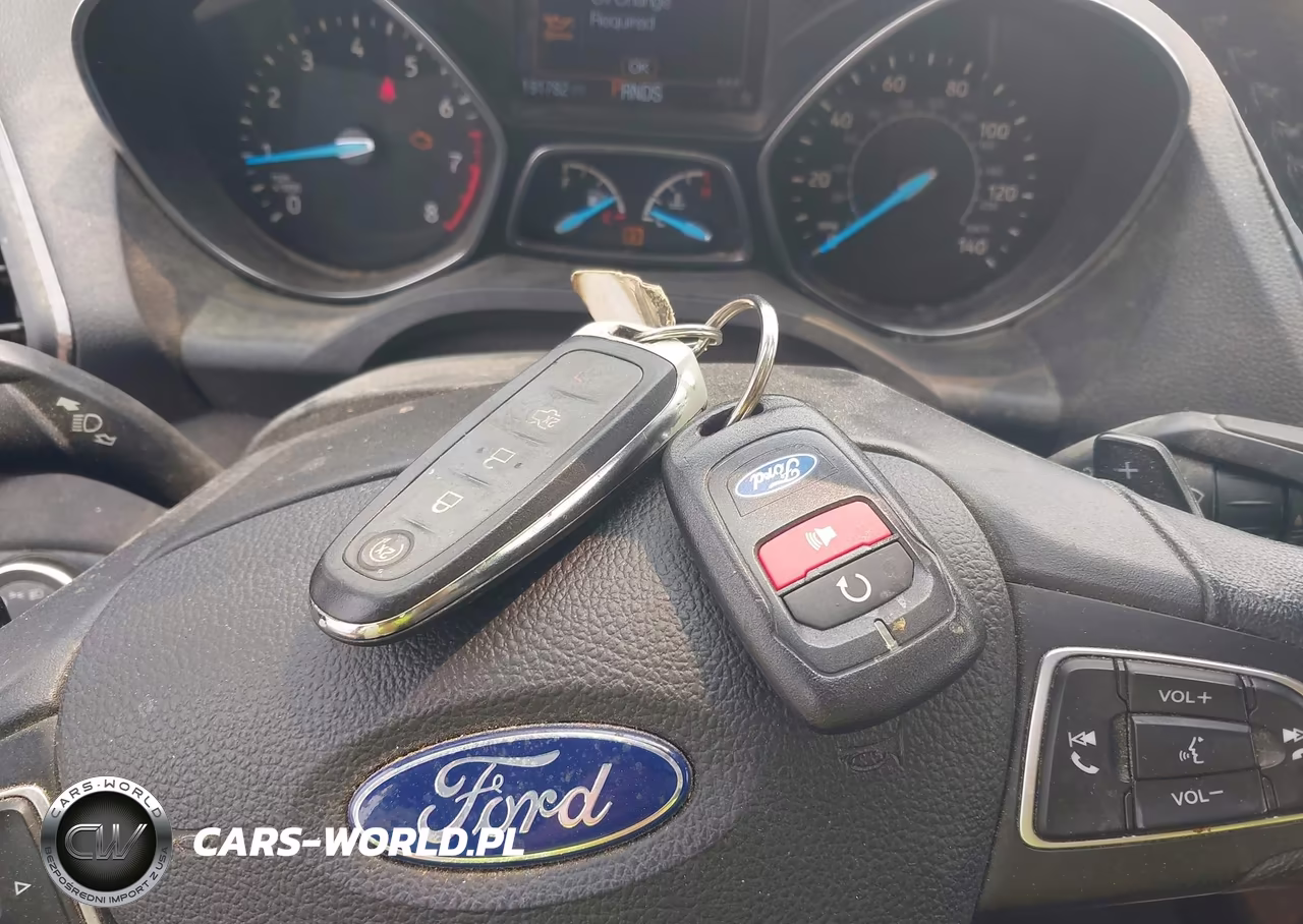 2018 Ford Escape Titanium VIN:1FMCU9J96JUB59582 - 11