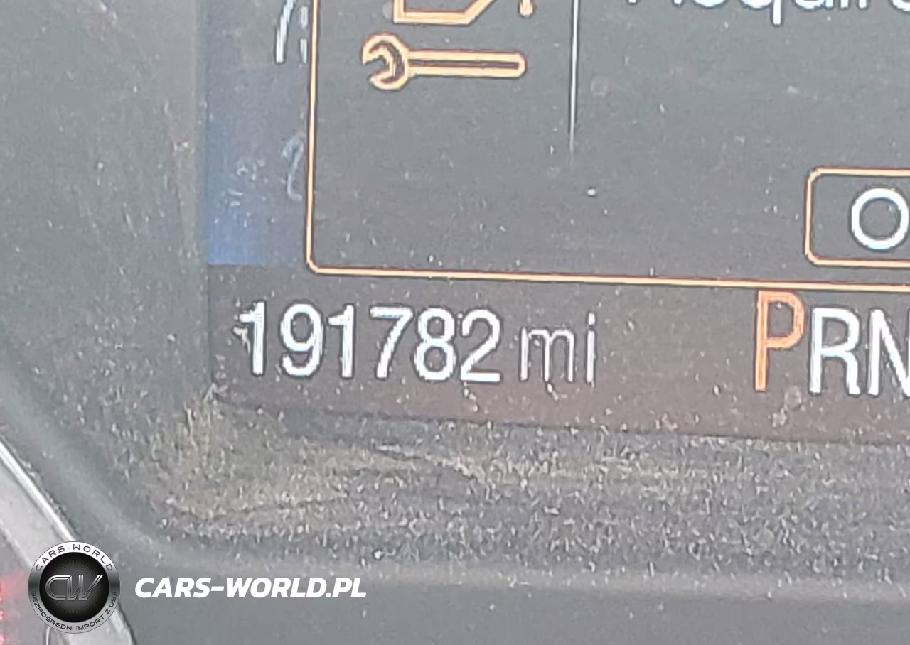 2018 Ford Escape Titanium VIN:1FMCU9J96JUB59582 - 15