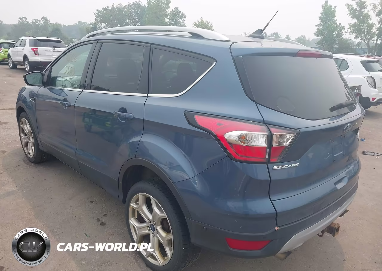 2018 Ford Escape Titanium VIN:1FMCU9J96JUB59582 - 3