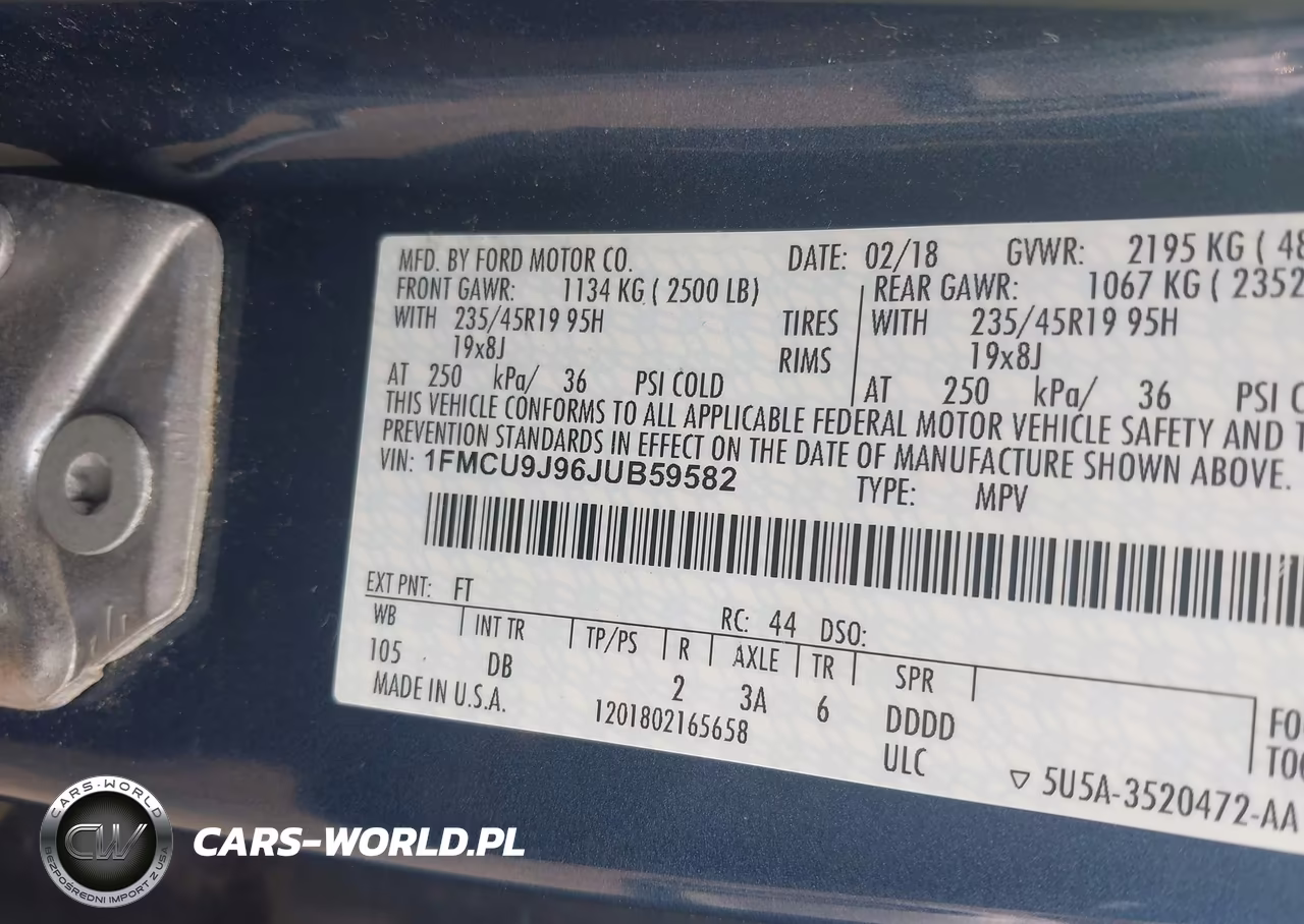 2018 Ford Escape Titanium VIN:1FMCU9J96JUB59582 - 9