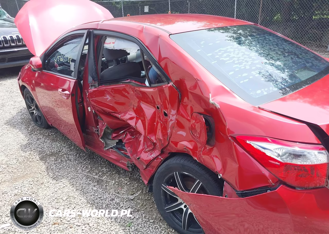 2016 Toyota Corolla Le VIN:5YFBURHE0GP438972 - 18