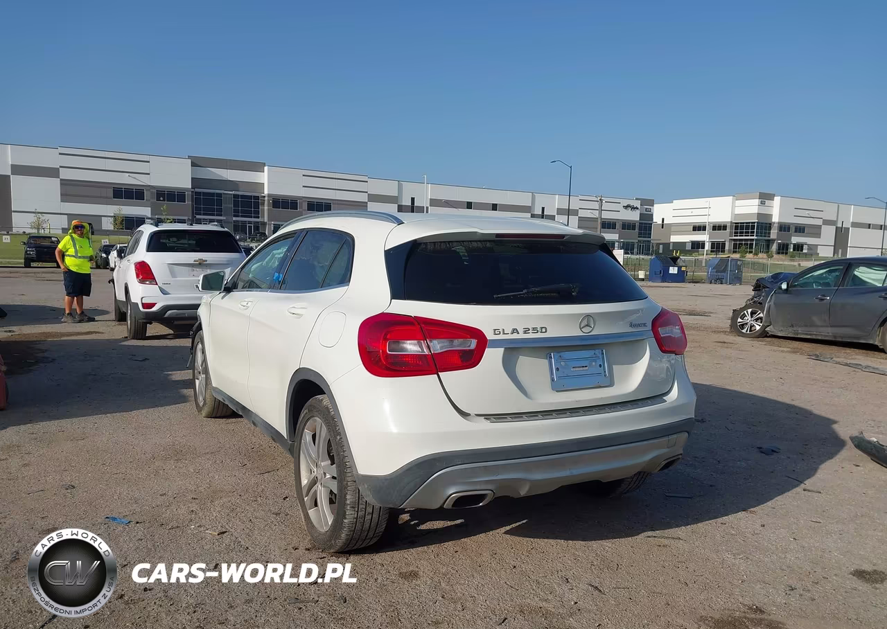 2015 Mercedes-Benz Gla 250 4Matic VIN:WDCTG4GB8FJ083990 - 3