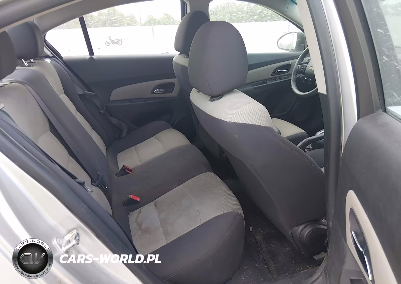 2015 Chevrolet Cruze Ls Auto VIN:1G1PA5SH9F7299430 - 8