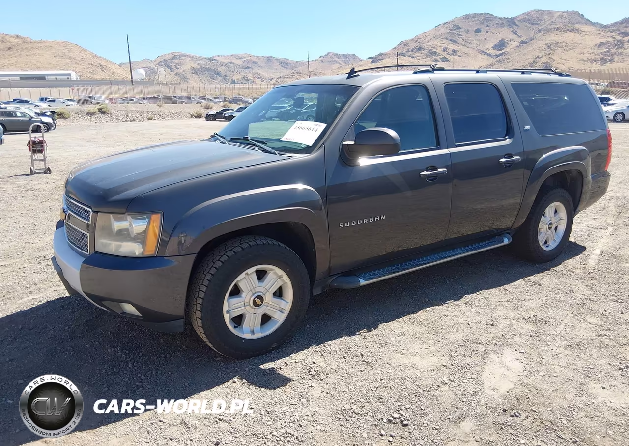 2011 Chevrolet Suburban Lt VIN:1GNSKJE35BR101083 - 2