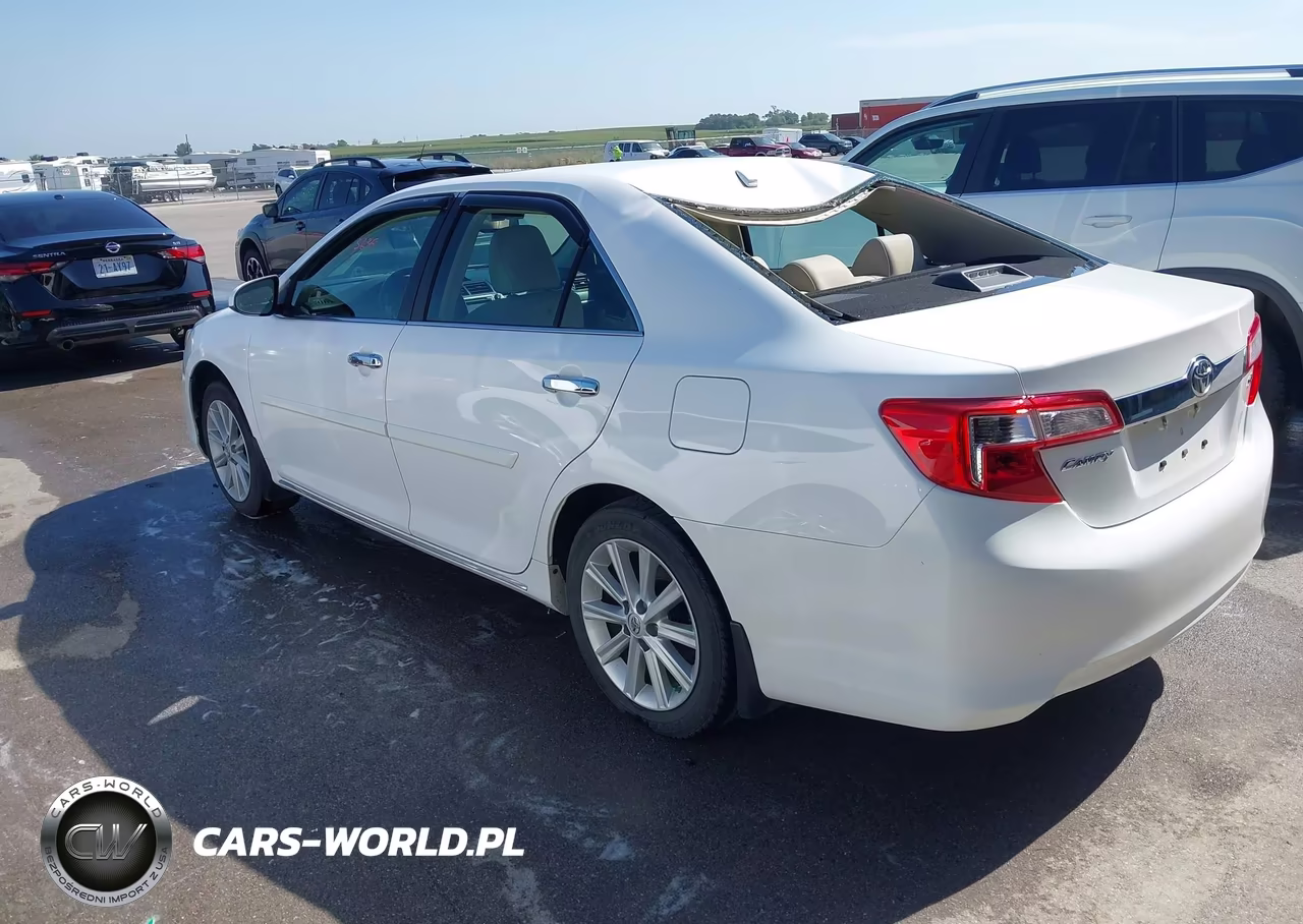 2014 Toyota Camry Xle VIN:4T1BF1FK8EU819730 - 3