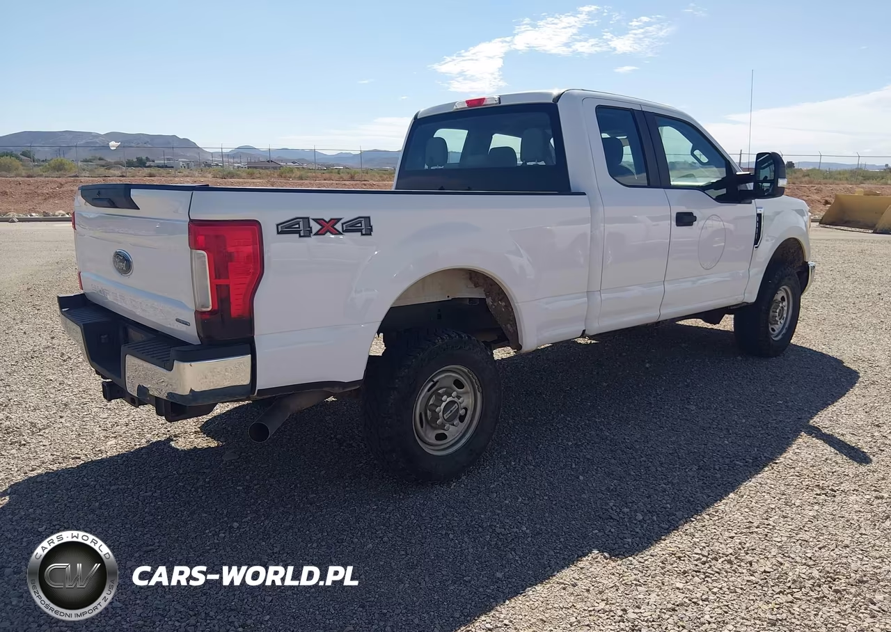 2017 Ford F-250 Xl VIN:1FT7X2B64HED28463 - 4