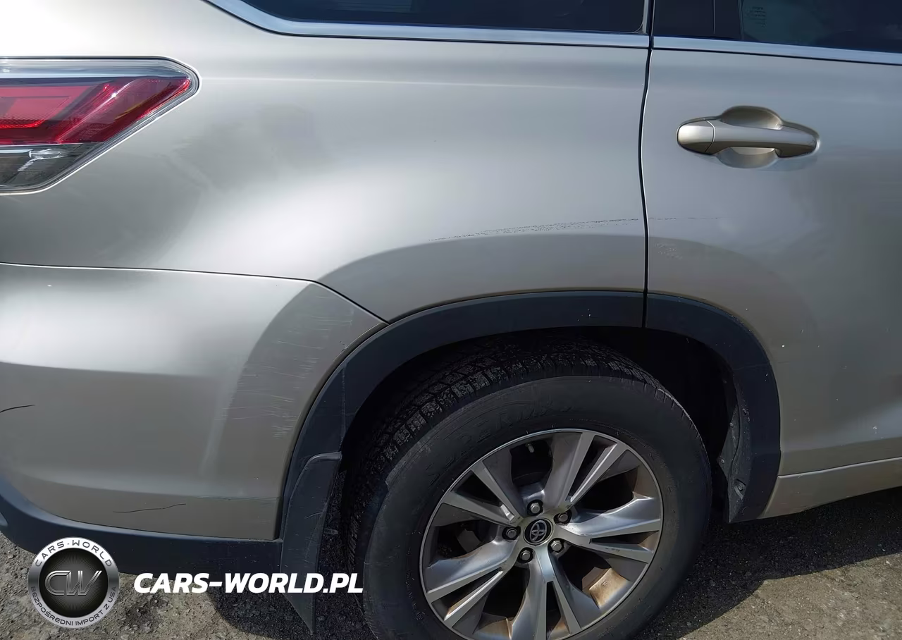 2016 Toyota Highlander Le Plus V6 VIN:5TDBKRFH0GS268221 - 17