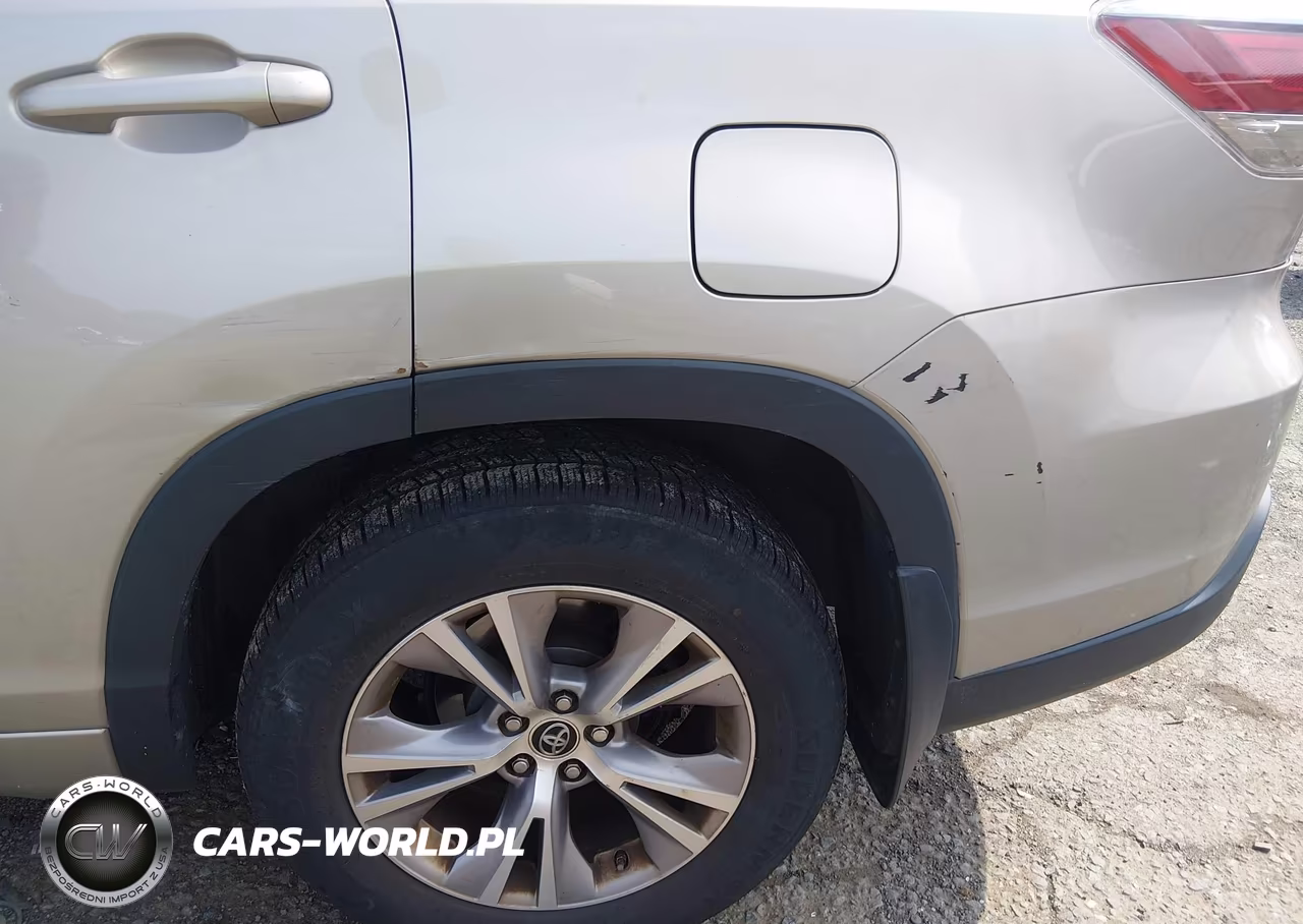 2016 Toyota Highlander Le Plus V6 VIN:5TDBKRFH0GS268221 - 6