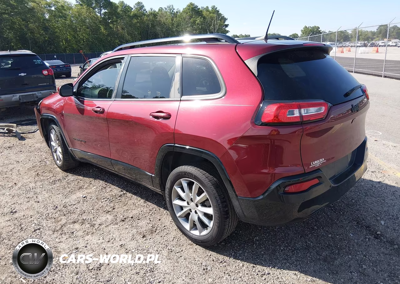 2018 Jeep Cherokee Latitude Tech Connect Fwd VIN:1C4PJLCB6JD607847 - 3