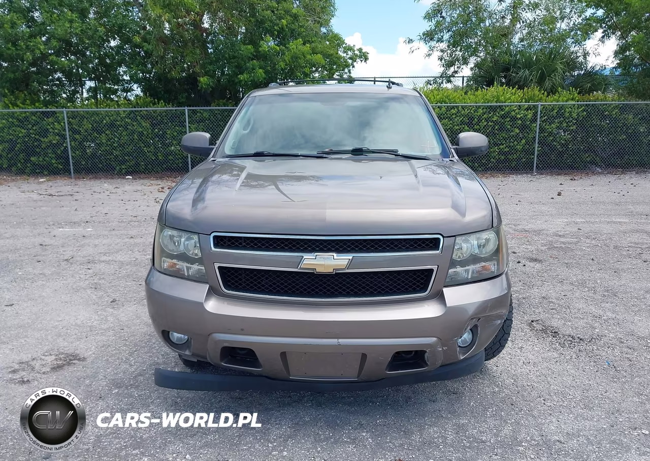 2011 Chevrolet Tahoe Lt VIN:1GNSKBE00BR295940 - 12