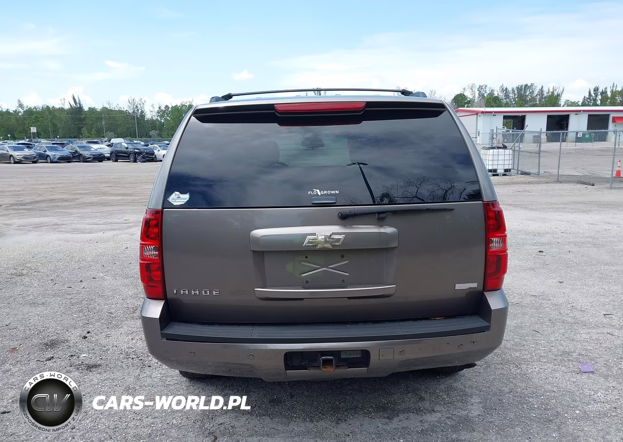 2011 Chevrolet Tahoe Lt VIN:1GNSKBE00BR295940 - 16
