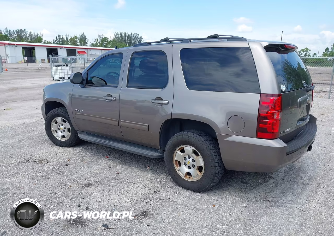2011 Chevrolet Tahoe Lt VIN:1GNSKBE00BR295940 - 3
