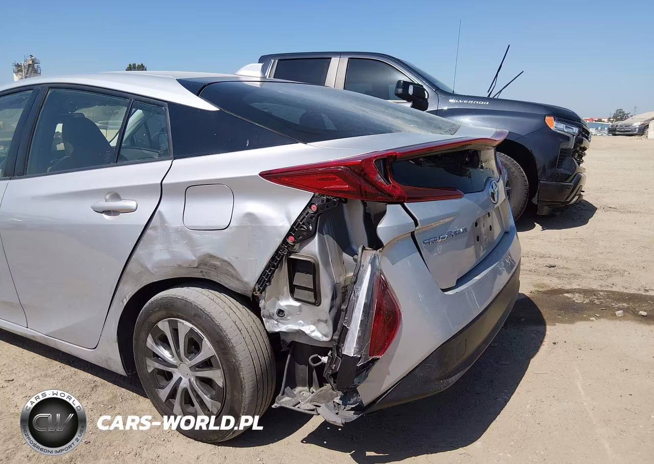 2021 Toyota Prius Prime Le VIN:JTDKAMFP0M3187486 - 6