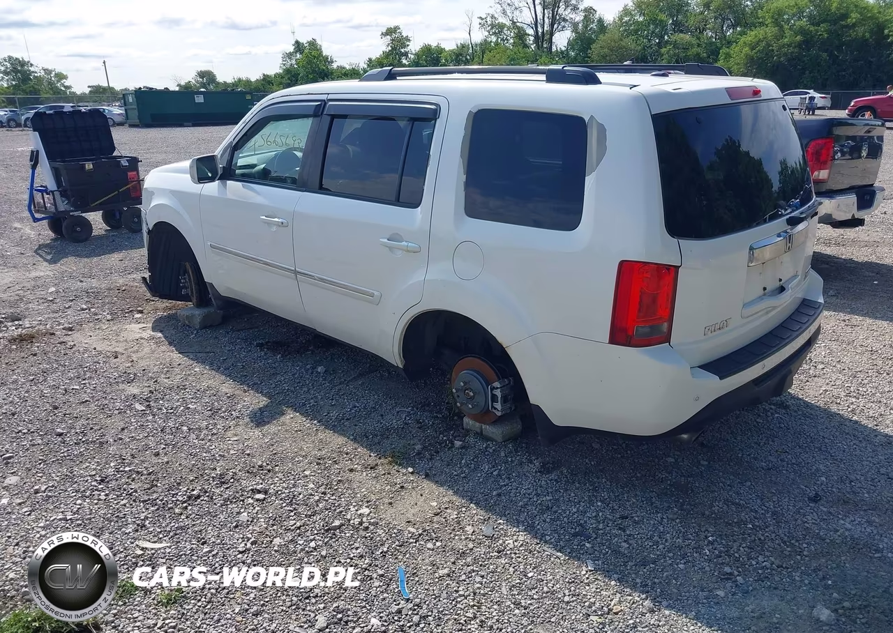2012 Honda Pilot Touring VIN:5FNYF4H90CB018175 - 3