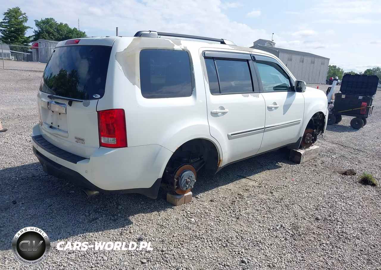 2012 Honda Pilot Touring VIN:5FNYF4H90CB018175 - 4
