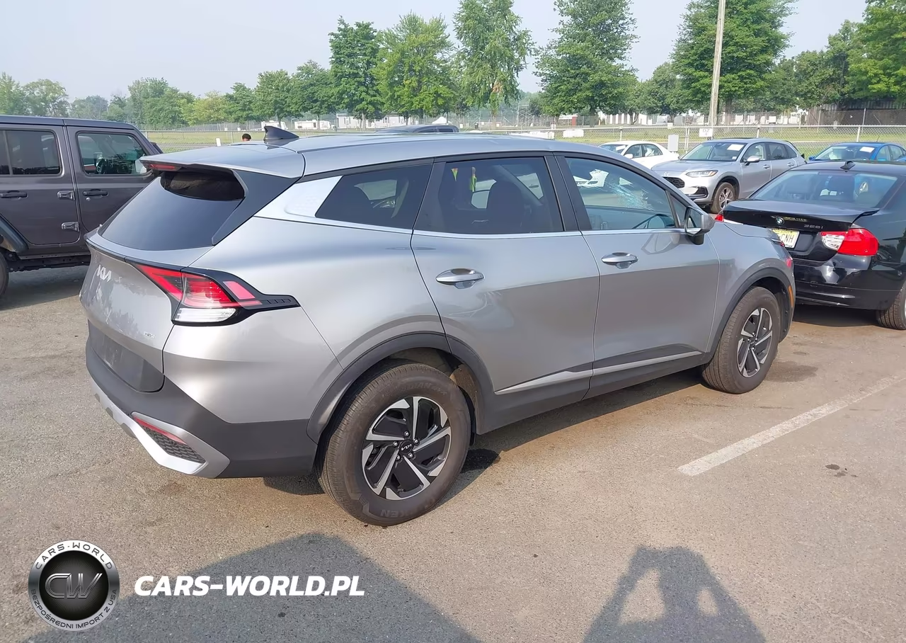 2023 Kia Sportage Hybrid Lx VIN:KNDPUCAG3P7064292 - 4