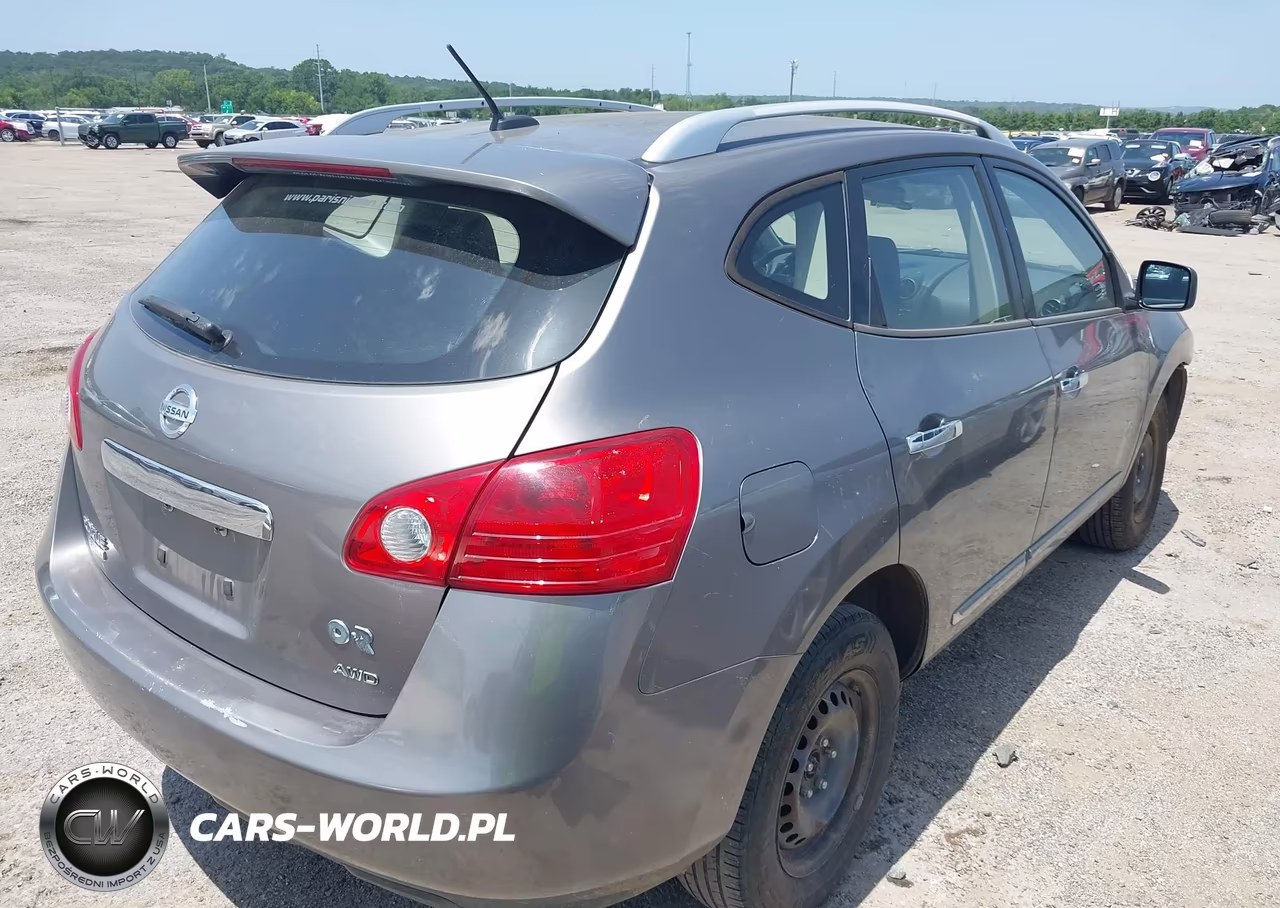 2015 Nissan Rogue Select S VIN:JN8AS5MV0FW754575 - 4