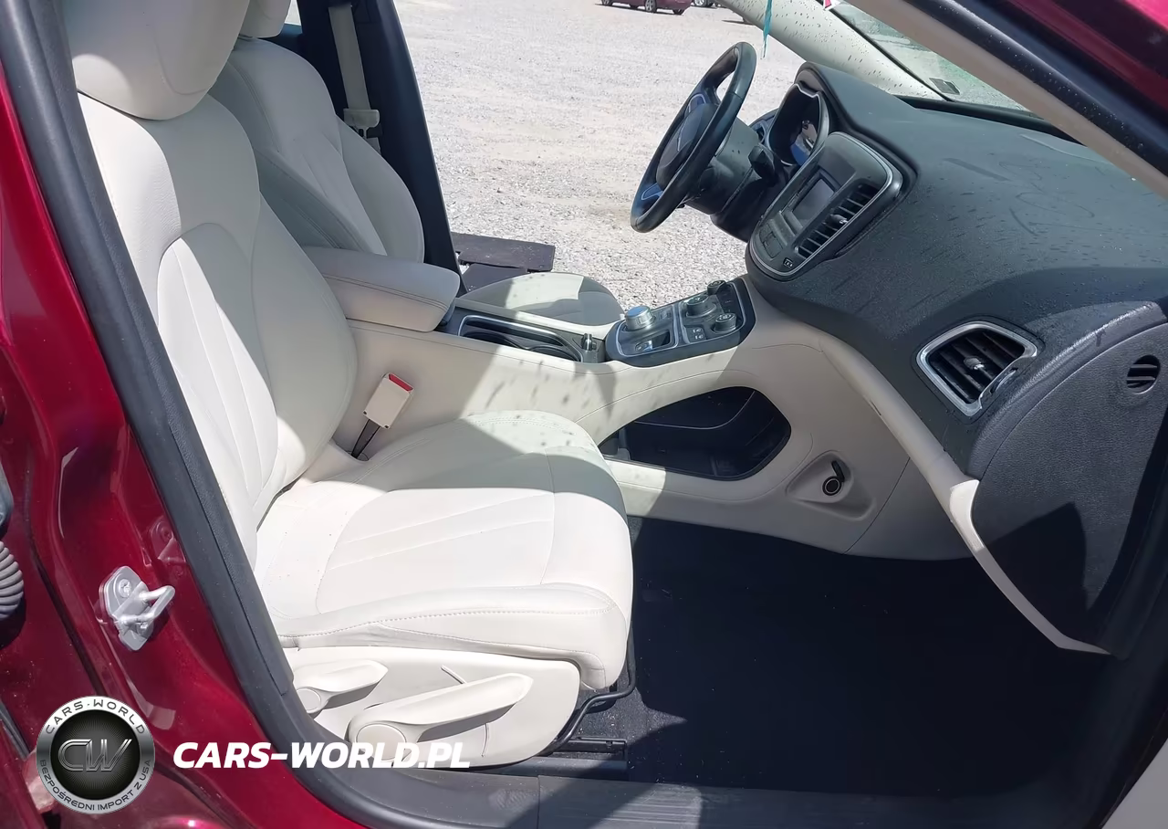2015 Chrysler 200 Limited VIN:1C3CCCAB5FN721436 - 5