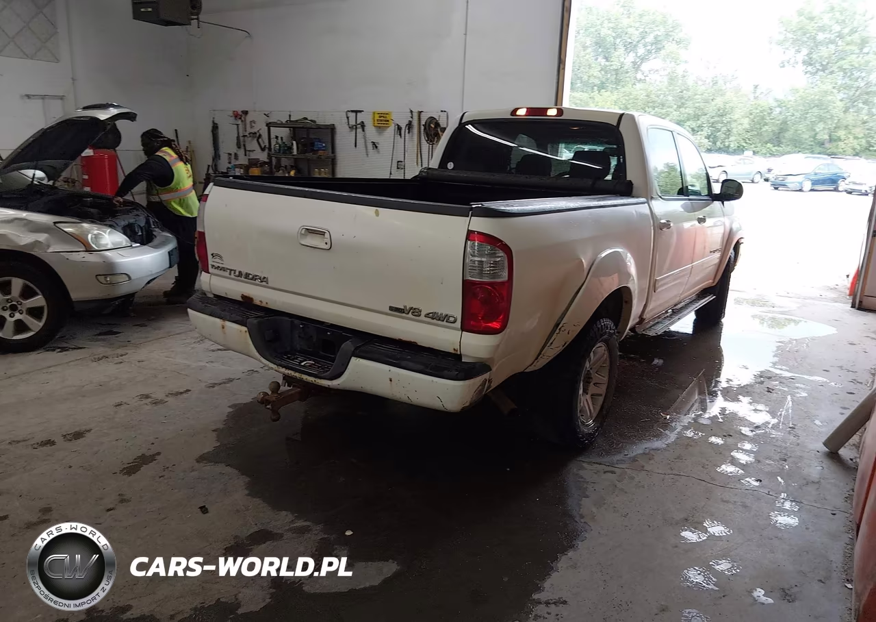 2004 Toyota Tundra Limited V8 VIN:5TBDT481X4S451607 - 4