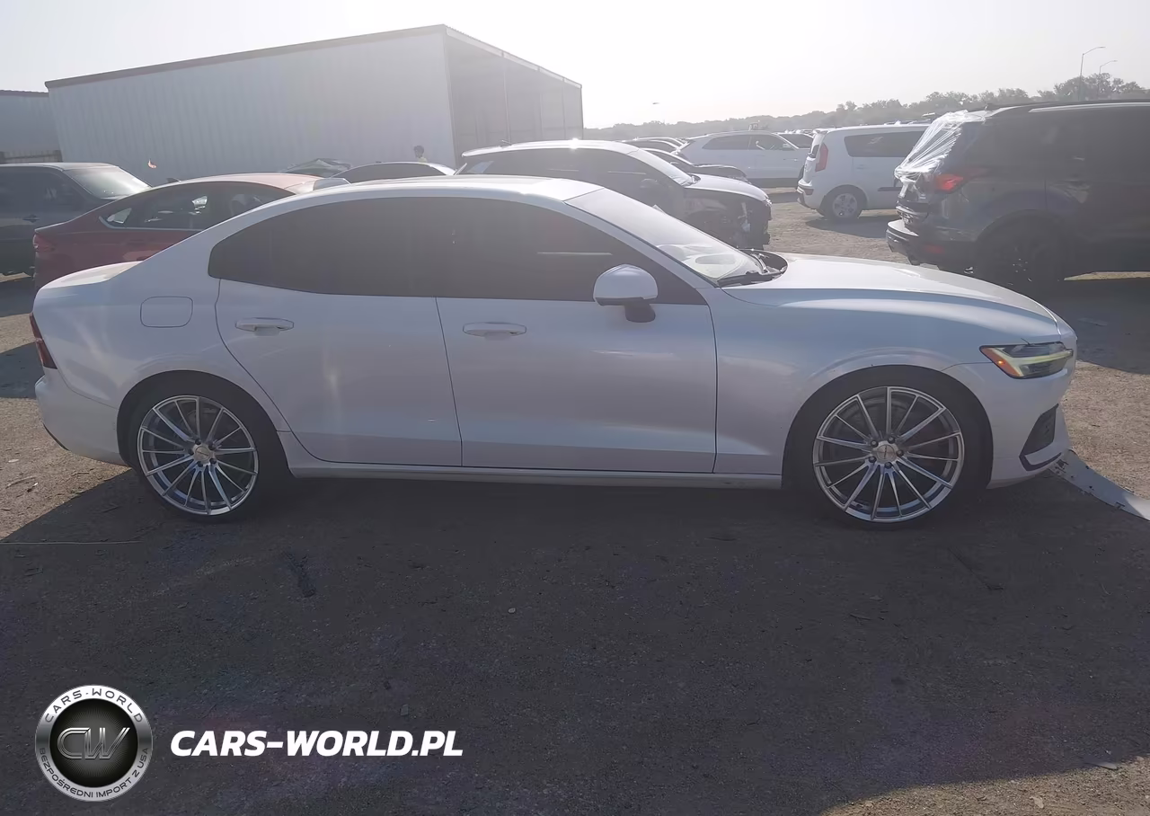 2019 Volvo S60 T6 Momentum VIN:7JRA22TK9KG017978 - 12