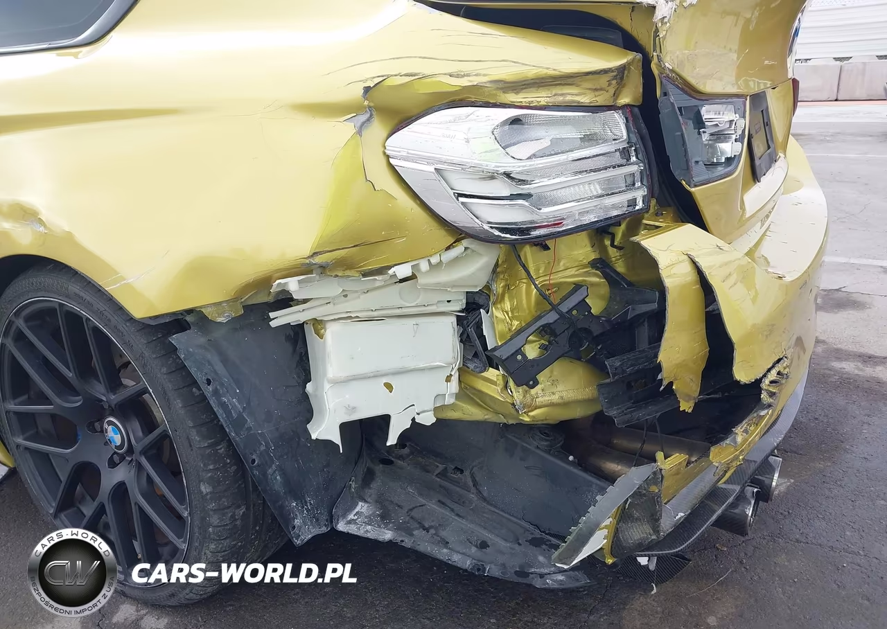 2015 BMW M4 VIN:WBS3R9C5XFK331155 - 21