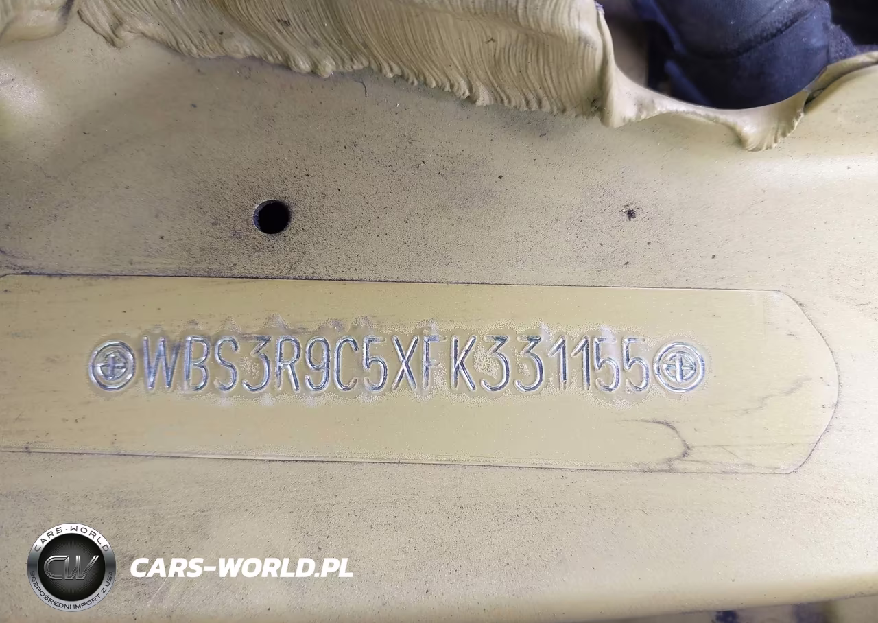 2015 BMW M4 VIN:WBS3R9C5XFK331155 - 9