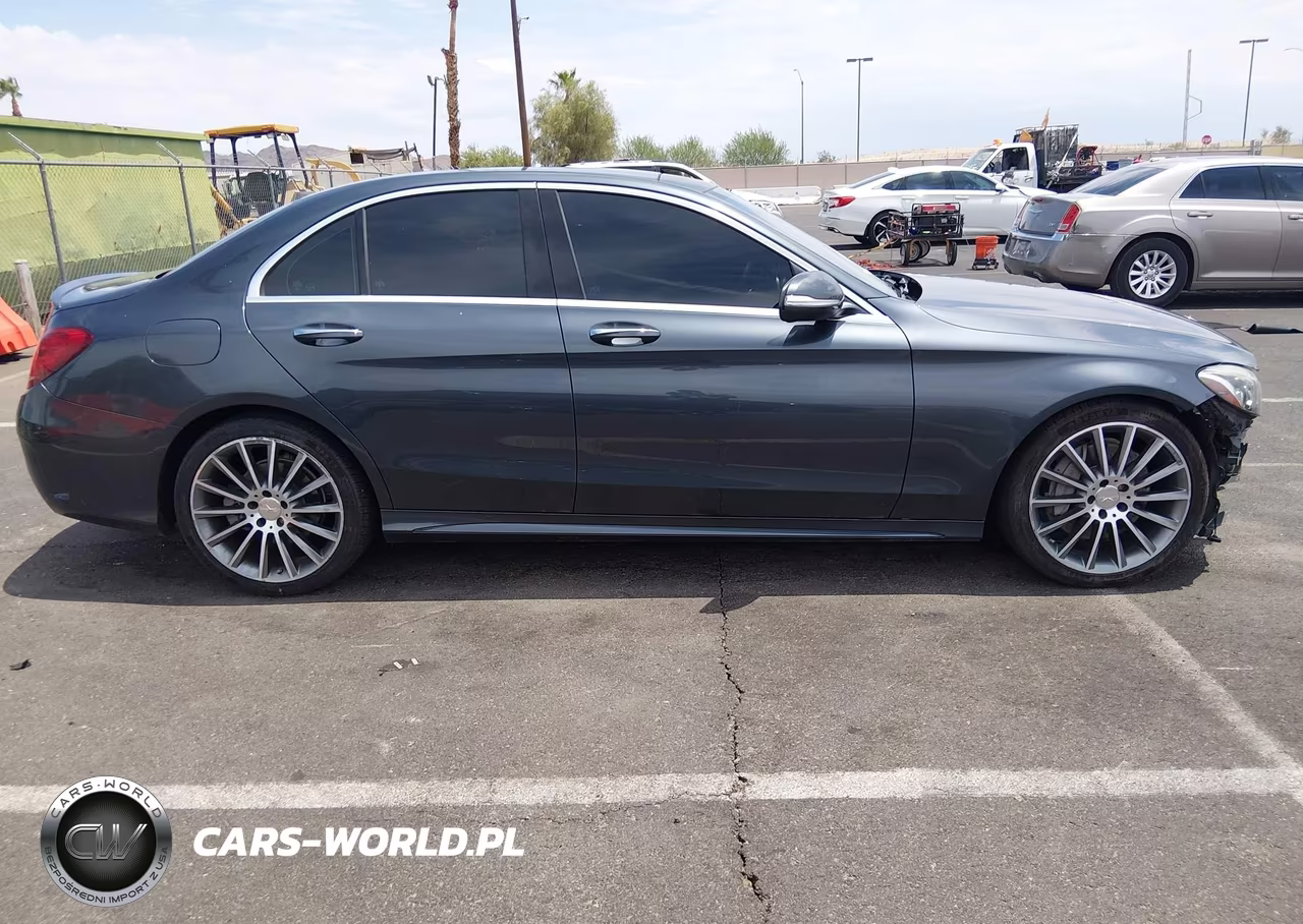 2015 Mercedes-Benz C 300 Sport VIN:55SWF4JB6FU090182 - 14