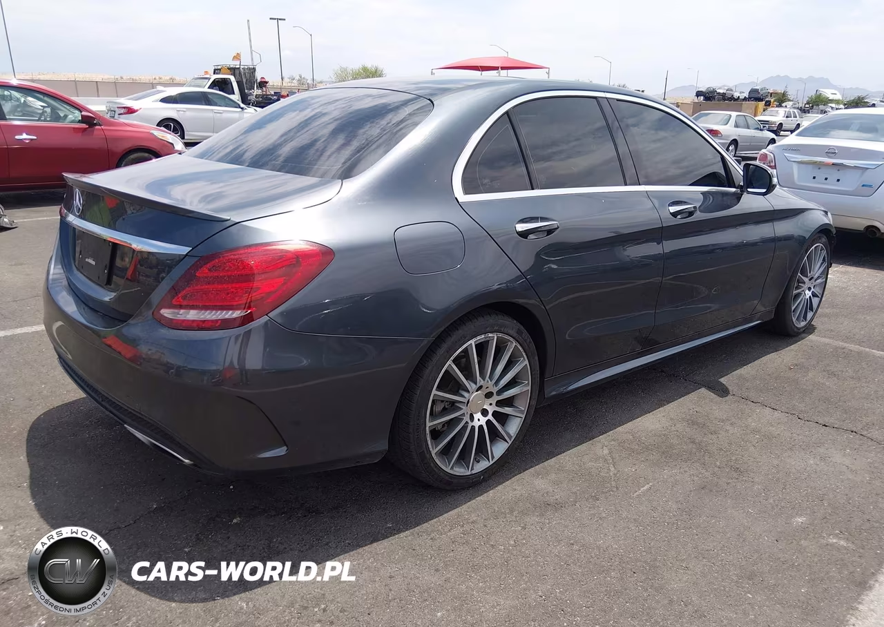 2015 Mercedes-Benz C 300 Sport VIN:55SWF4JB6FU090182 - 4