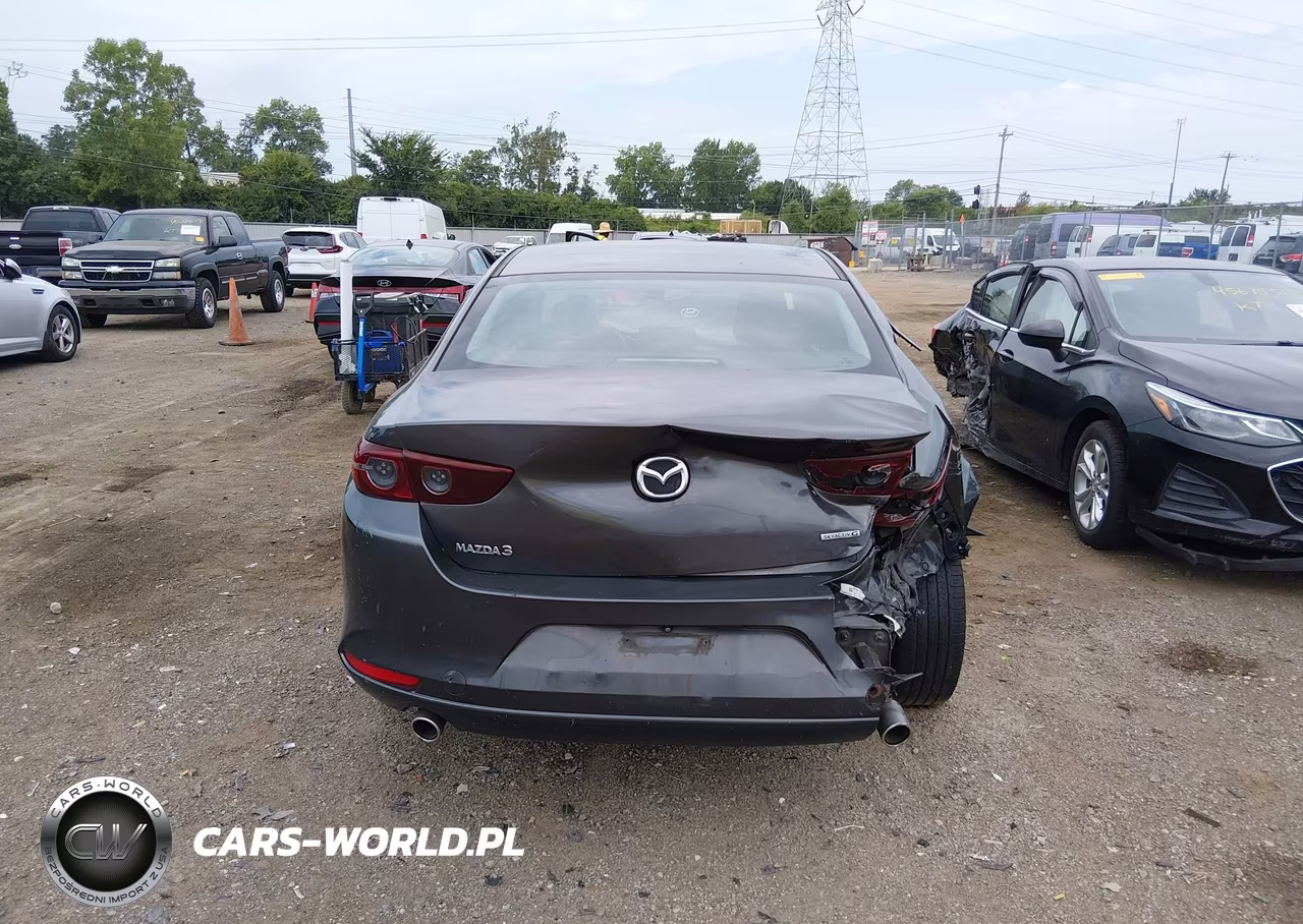2020 Mazda Mazda3 Select Package VIN:3MZBPACLXLM135565 - 16