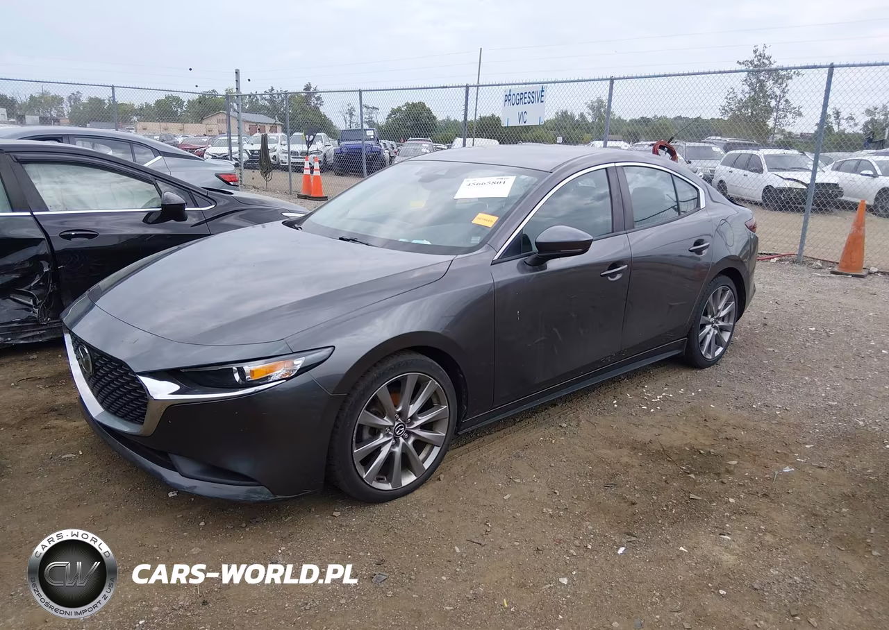 2020 Mazda Mazda3 Select Package VIN:3MZBPACLXLM135565 - 2