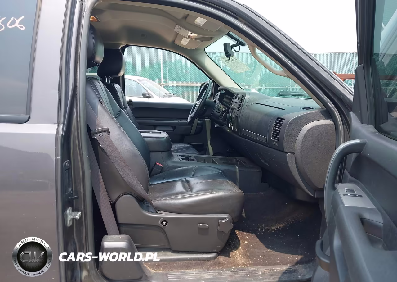 2010 Chevrolet Silverado 1500 Lt VIN:1GCSKSE32AZ295276 - 5