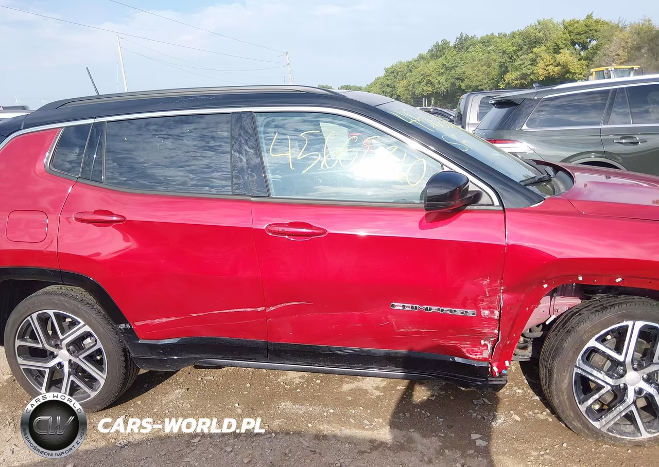 2024 Jeep Compass Limited 4X4 VIN:3C4NJDCN8RT153744 - 13