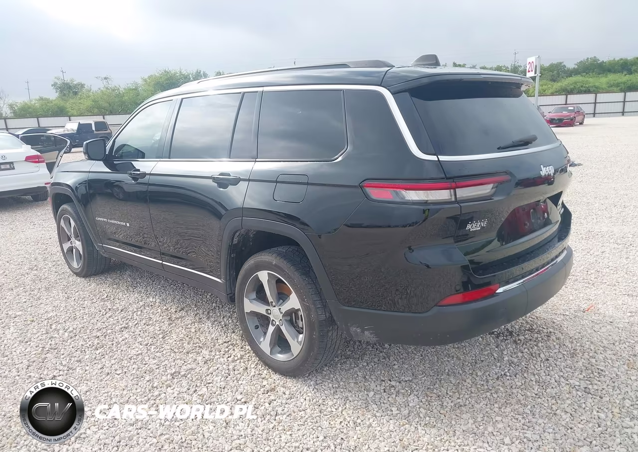 2024 Jeep Grand Cherokee L Limited 4X2 VIN:1C4RJJBGXR8525747 - 3