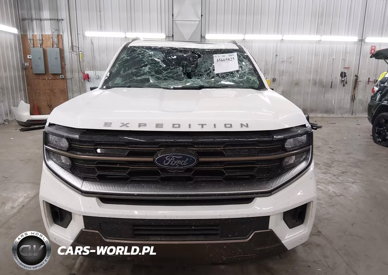 2025 Ford Expedition King Ranch Max VIN:1FMJK1P85SEA75942 - 13