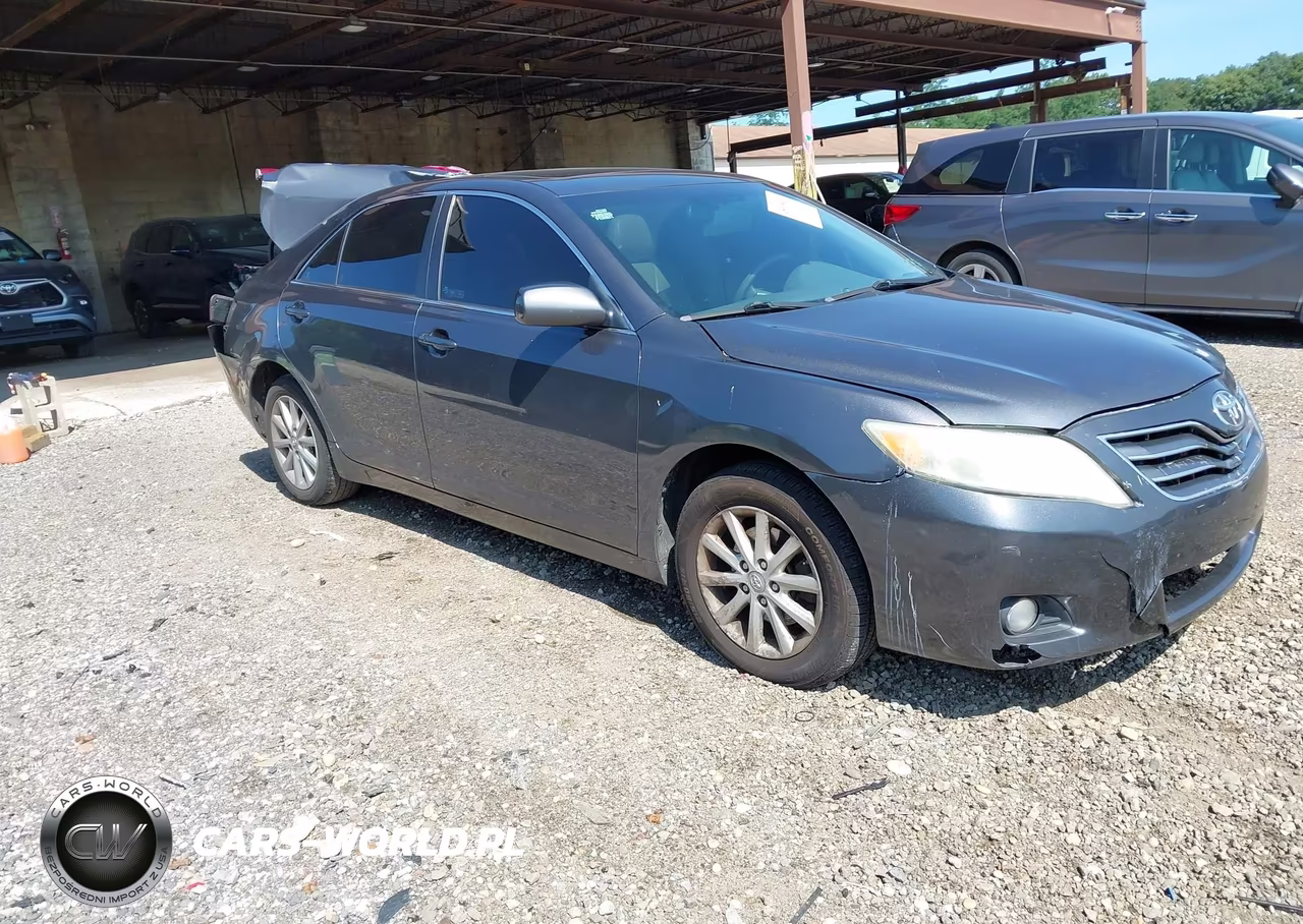2010 Toyota Camry Xle V6 – zdjęcie 1 z 16