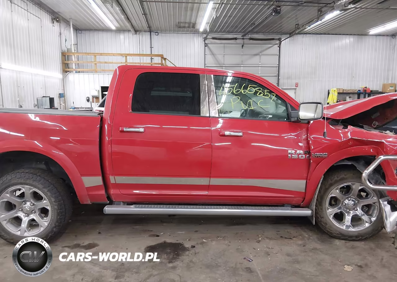 2015 Ram 1500 Laramie VIN:1C6RR7NT1FS752853 - 14