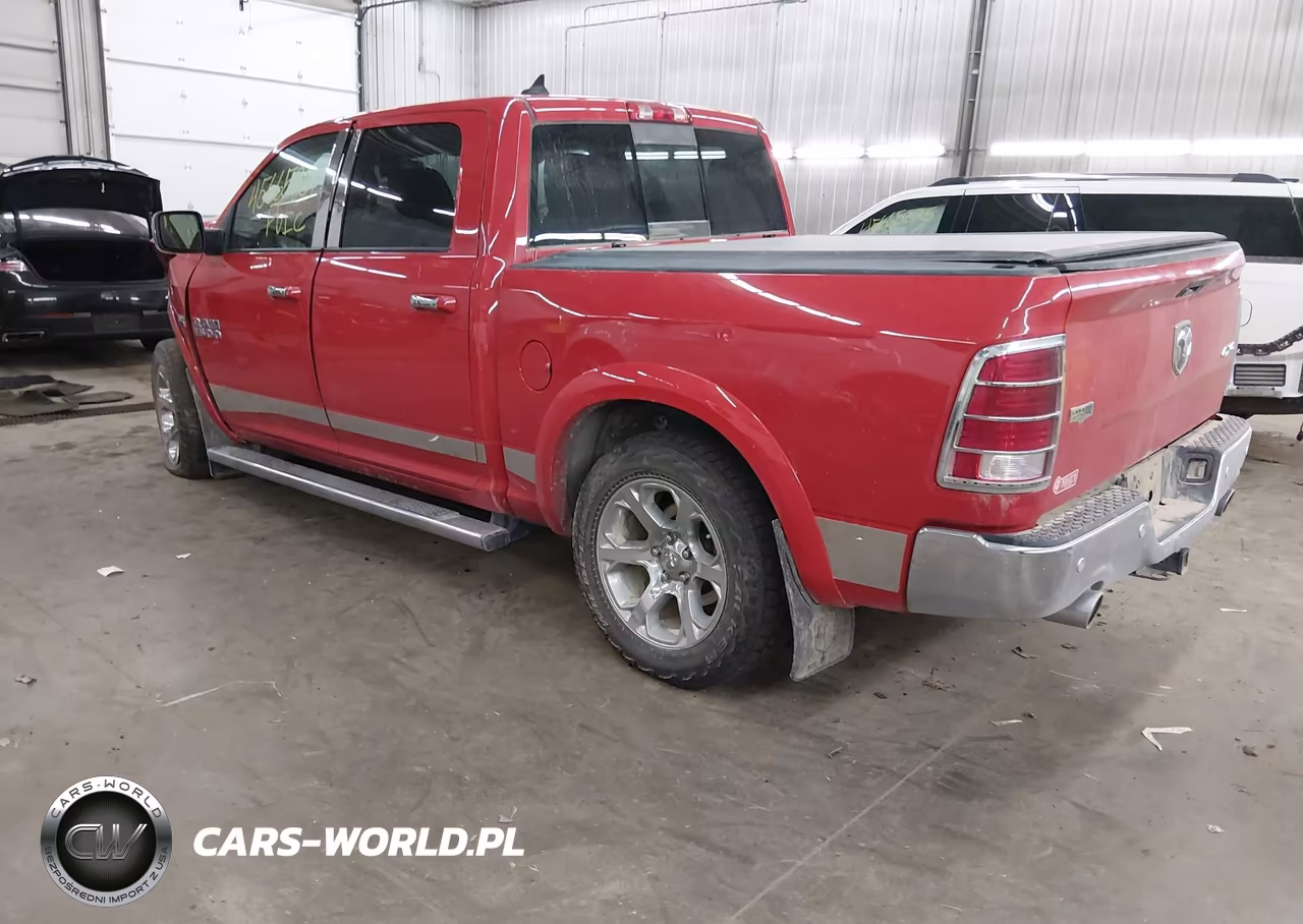 2015 Ram 1500 Laramie VIN:1C6RR7NT1FS752853 - 3